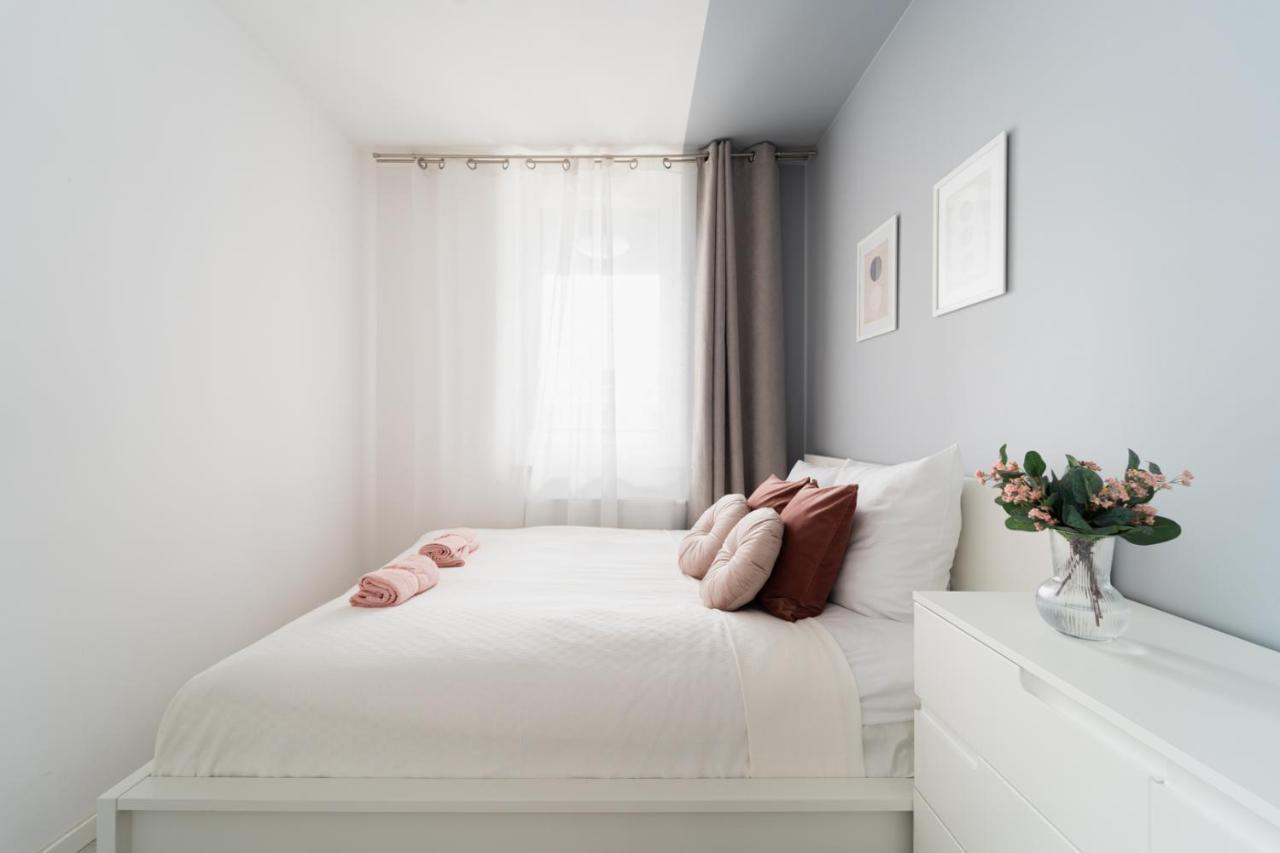 Апартаменты New Apart Near Sky Tower - Gwiazdzista Вроцлав Экстерьер фото